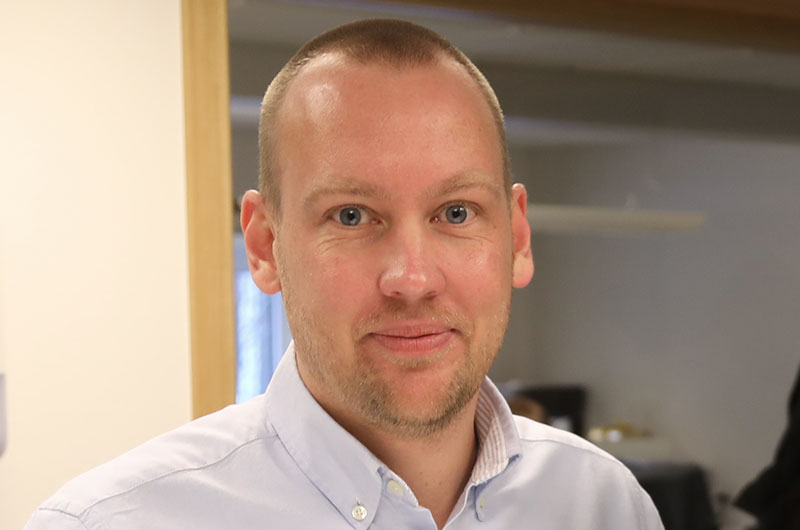 Jonas-Persson-Axelent-säljare.jpg)