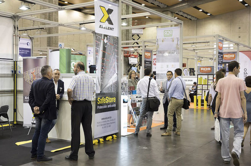 Axelent-Spain-exhibition-Encaja.jpg)