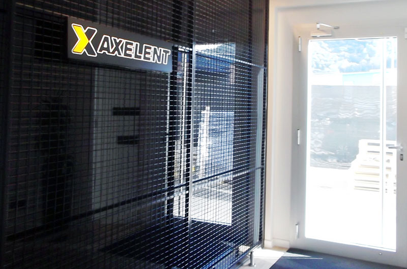 Welcome-to-Axelent-Spain-in-Barcelona.jpg)