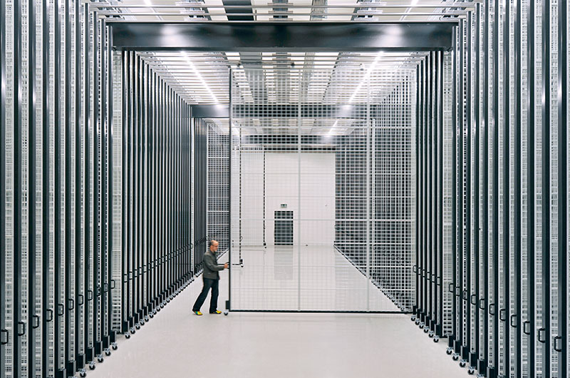 Mesh-wall-solutions.jpg)