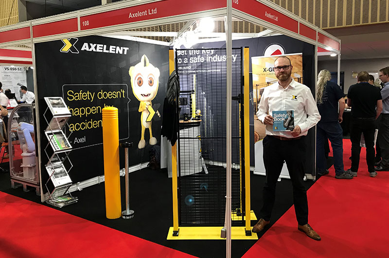 Axelent-at-Robotics-and-Automation-2018.jpg)