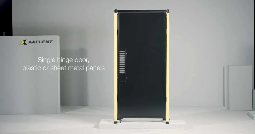 Installaion d'une Plats et tôles ; porte à simple battant avec Axelent