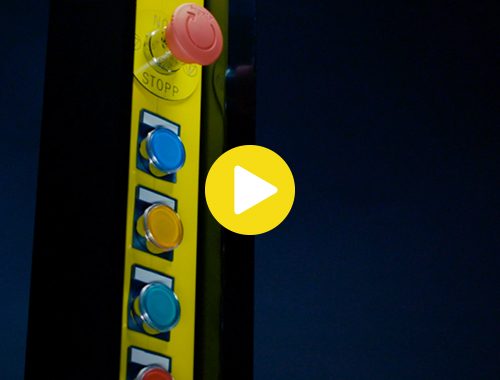 Le poteau boutons-poussoirs