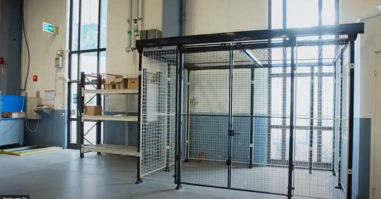 Porte coulissante double à recouvrement